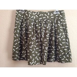FOREVER 21 OLIVE GREEN WHITE POLKA DOT FAUX WRAP SKIRT WITH POCKETS SIZE SMALL
